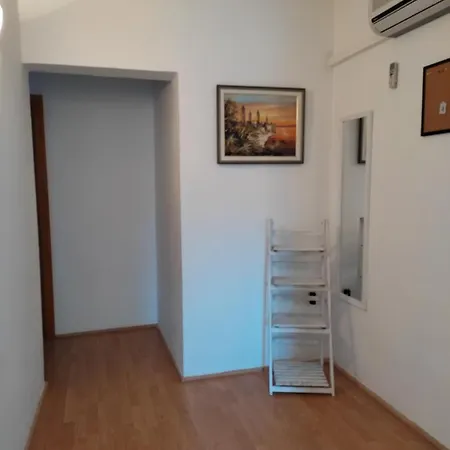 Arba 2 With Heated Pool Apartment