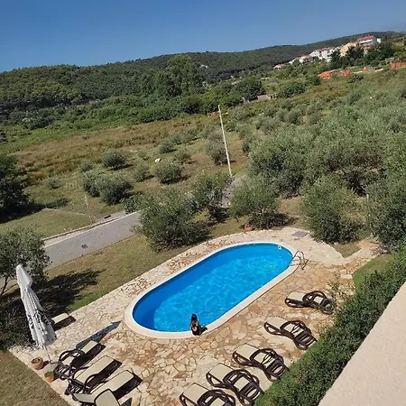 Apartment Arba 2 With Heated Pool *