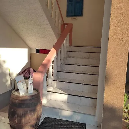 Apartment Arba 2 With Heated Pool