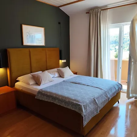 Apartment Arba 2 With Heated Pool Rab Town