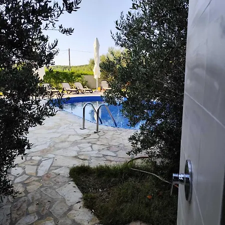 Arba 2 With Heated Pool Apartment Rab Town